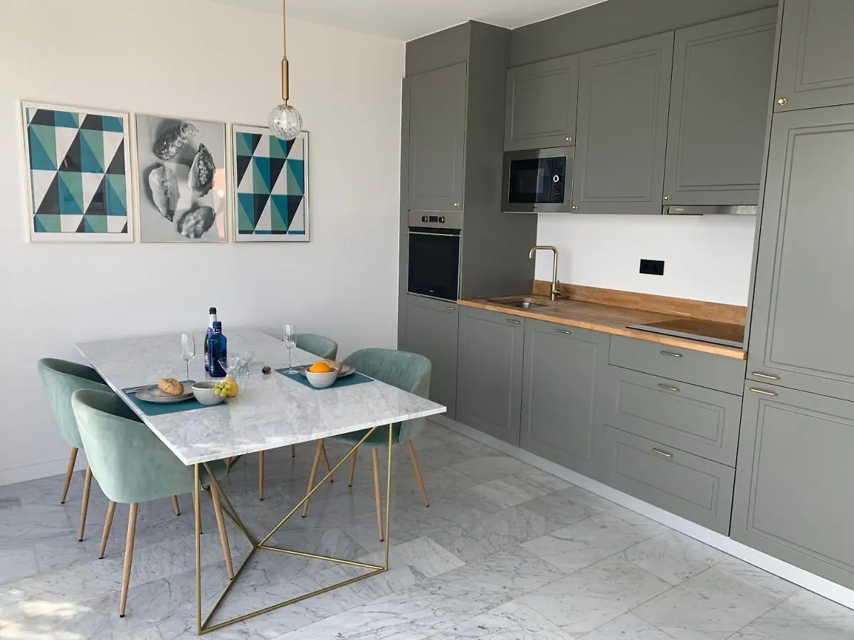 Sunshine Bluehill Bed & Breakfast Sitges